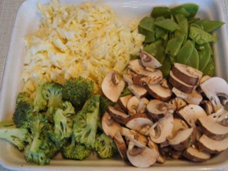 Rindfleisch-Gemüse-Nudel-Wok - Rezept - Bild Nr. 10