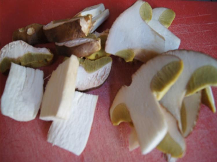 Steinpilz Kartoffel Gratin und Chinakohlsalat - einfach - von MausVoh