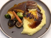 Kalbsfilet mit Kartoffelpüree und Gemüse - Rezept - Bild Nr. 2