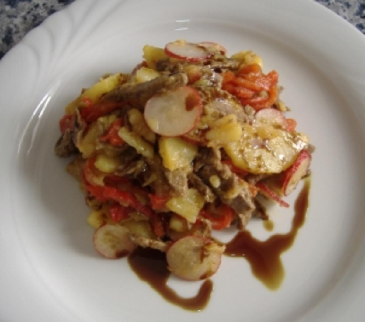 Kartoffelsalat mit Rindfleisch und Kürbiskernöl - Rezept - kochbar.de