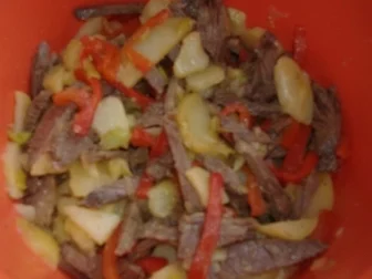 Rezept: Kartoffelsalat mit Rindfleisch und Kürbiskernöl Kartoffelsalat mit Rindfleisch und Kürbiskernöl - Rezept