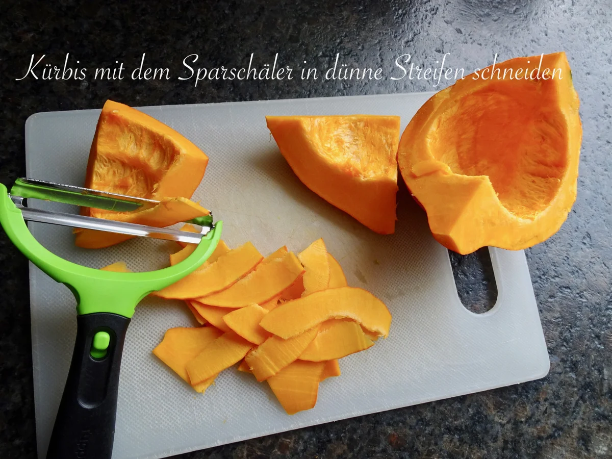 Flammkuchen mit Kürbis - ohne Hefe - Rezept - Bild Nr. 12106