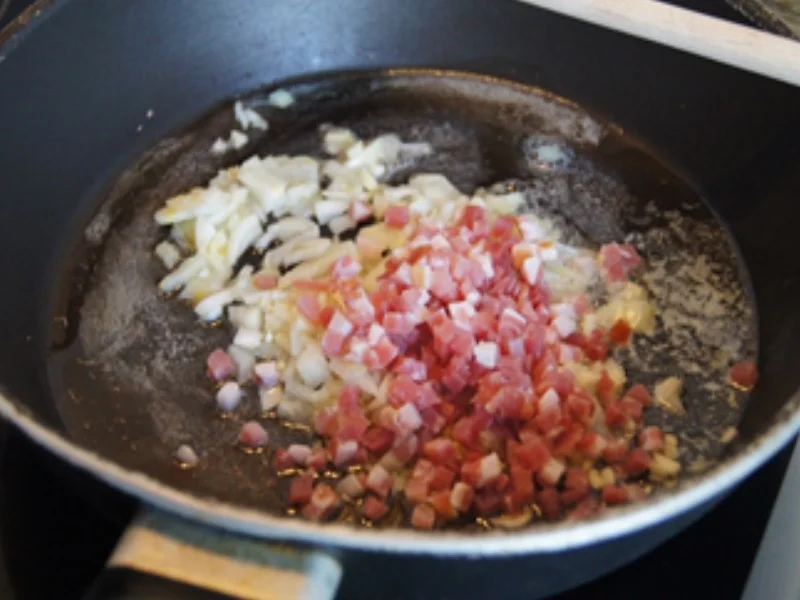 Rezept: Hörnchen-Nudeln mit frischen Steinpilzen Bild Nr. 12 Hörnchen-Nudeln mit frischen Steinpilzen - Rezept - Bild Nr. 12