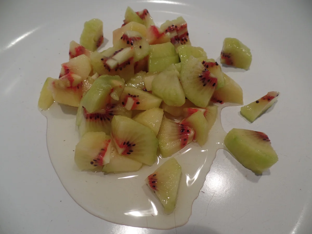 Filoteig-Törtchen mit Ziegenkäse -Kiwi -Füllung - Rezept - Bild Nr. 12062