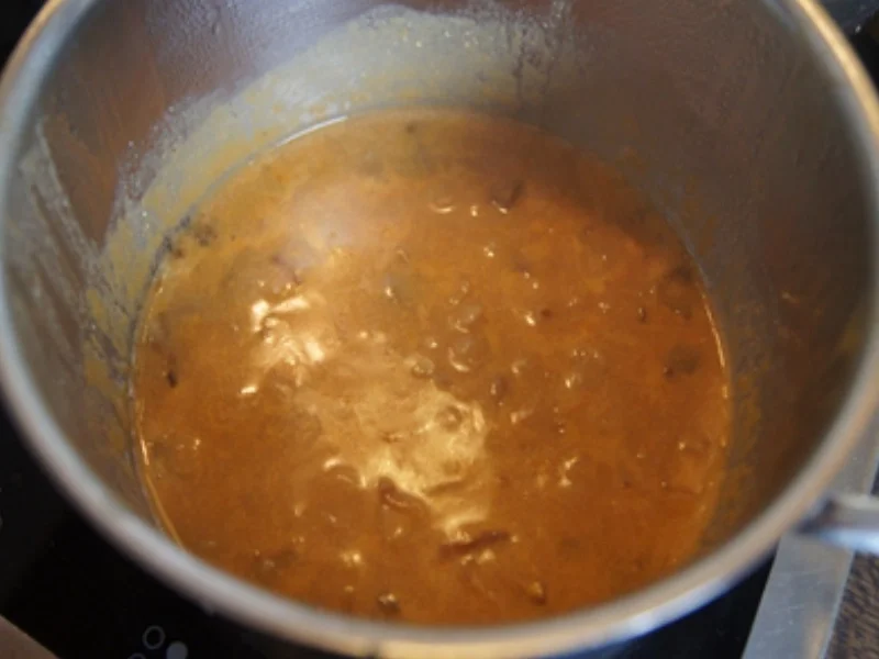 Rindfleischfrikadelle mit Steinpilz-Rahmsauce, Brokkoli und Spätzle - Rezept - Bild Nr. 11