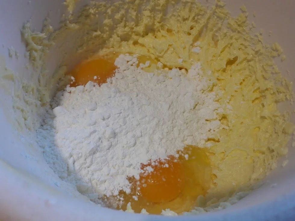 Rezept: Muffin mit Karamellbonbon Bild Nr. 6 Muffin mit Karamellbonbon - Rezept - Bild Nr. 6