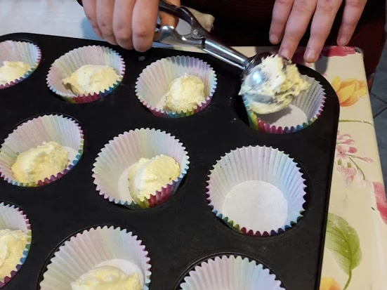 Rezept: Muffin mit Karamellbonbon Bild Nr. 8 Muffin mit Karamellbonbon - Rezept - Bild Nr. 8