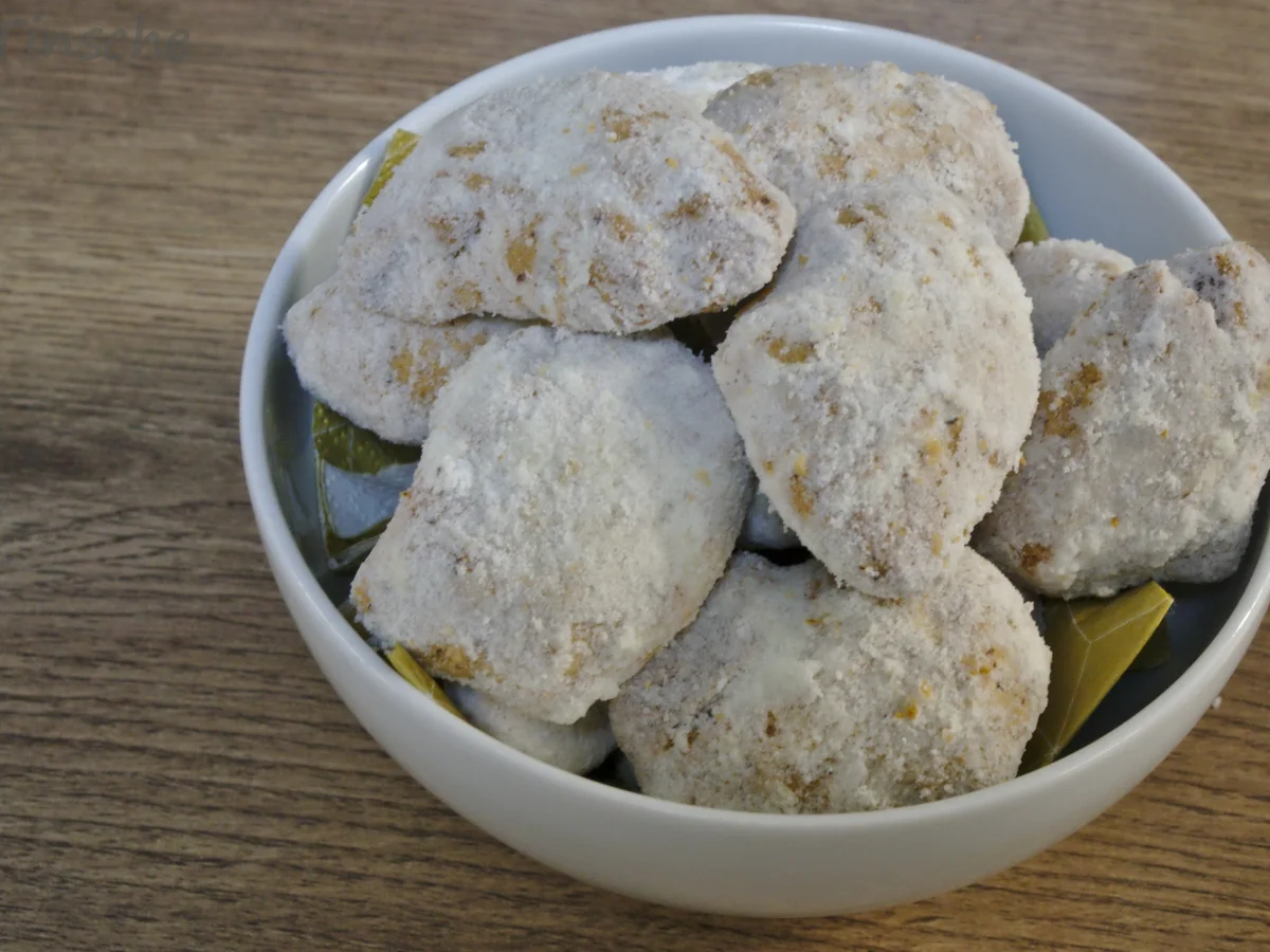 Rezept: Kourabiedes Bild Nr. 3 Kourabiedes - Rezept - Bild Nr. 3