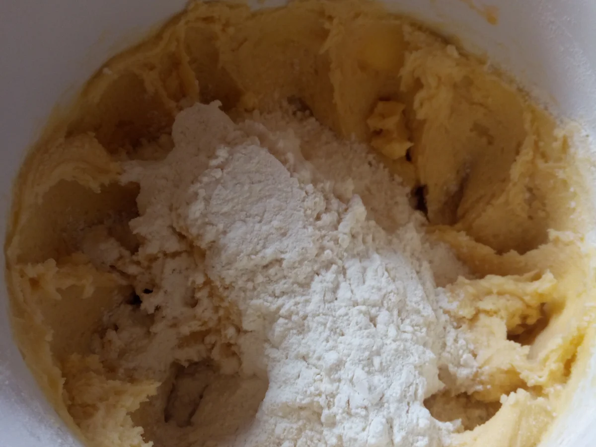 Rezept: Engelsaugen und Ausstecherle so wie wir sie mögen=kochbar Challenge 12.0 ( Dezember 2020) Bild Nr. 12088 Engelsaugen und Ausstecherle so wie wir sie mögen=kochbar Challenge 12.0 ( Dezember 2020) - Rezept - Bild Nr. 12088