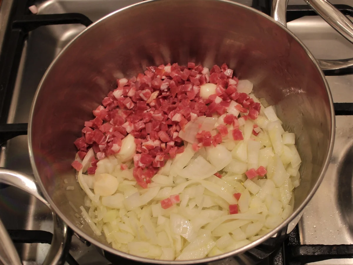 Ähzezupp (Erbensuppe) - Rezept - Bild Nr. 5