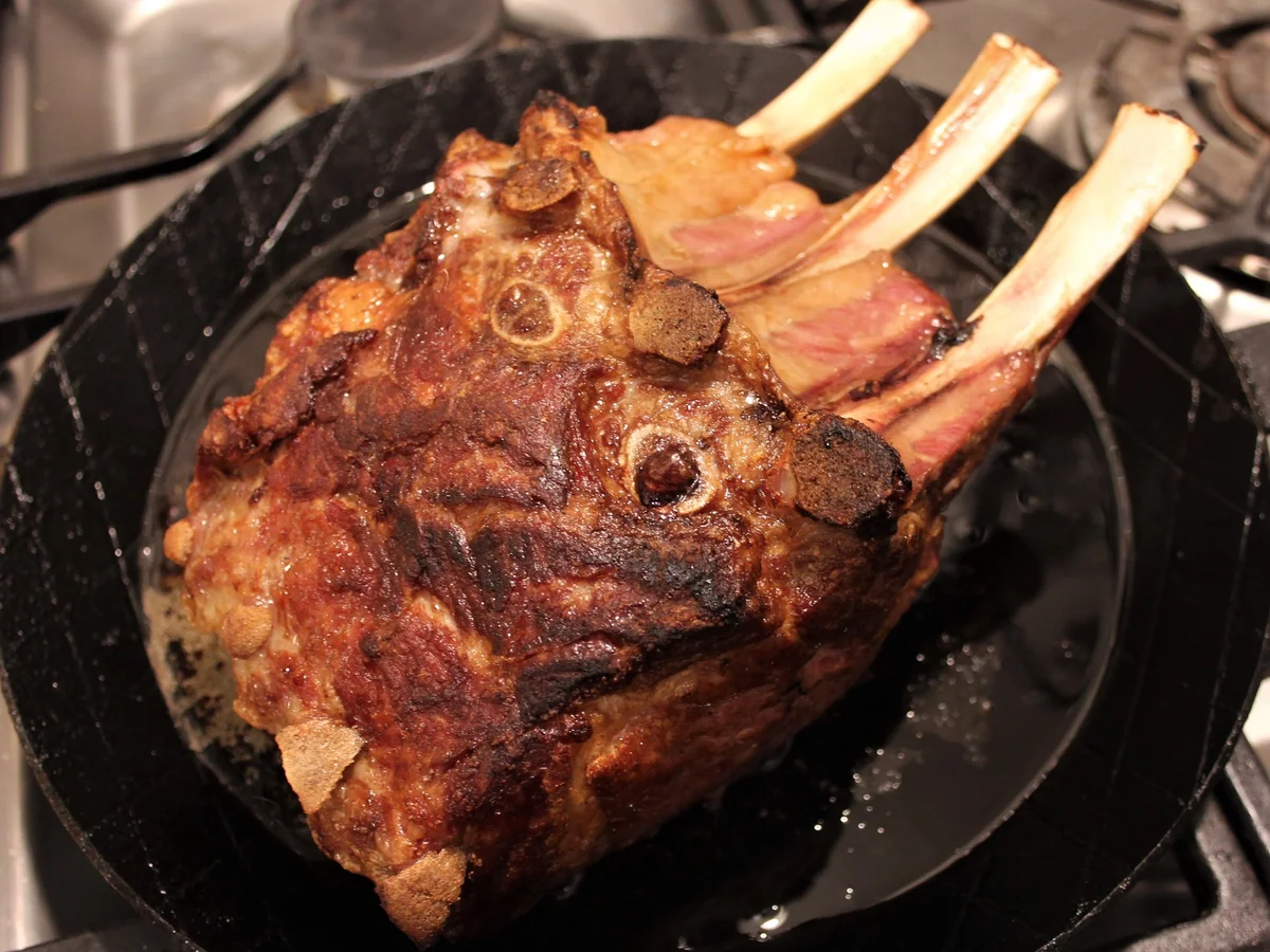 Rezept: Kalbskarree mit Linsen Bild Nr. 3 Kalbskarree mit Linsen - Rezept - Bild Nr. 3