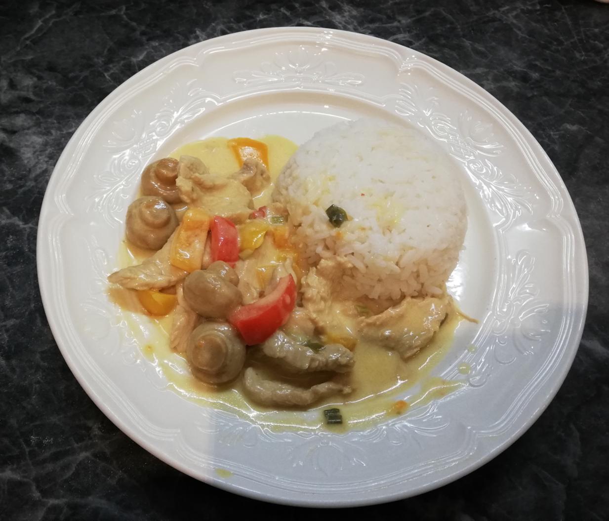 Putengeschnetzeltes mit Reis - Rezept mit Bild - kochbar.de