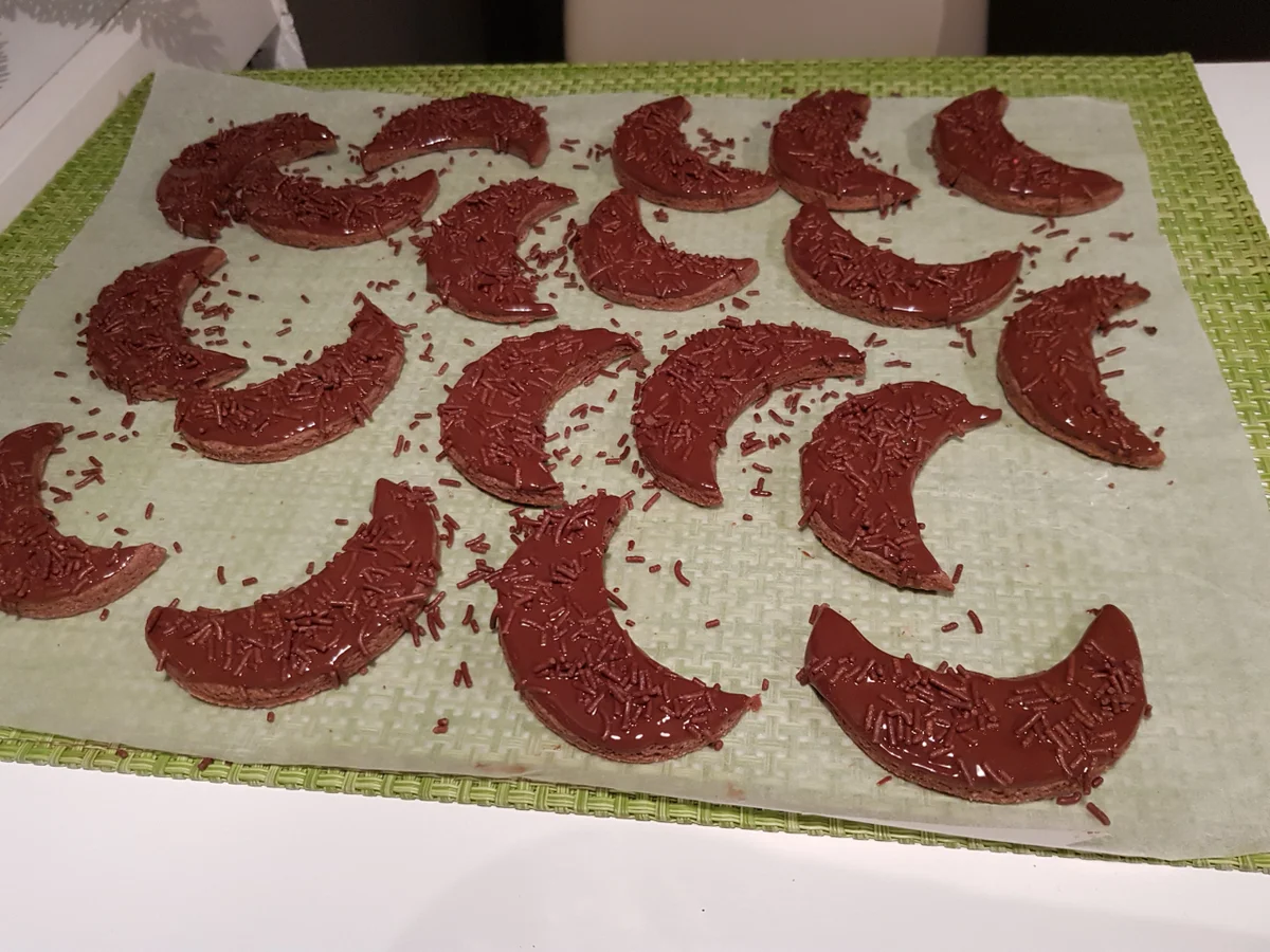 Schoko-Monde und St. Claus-Handschuhe - Rezept - Bild Nr. 5