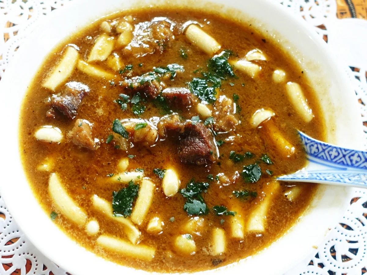 Chinesische Ochsenschwanzsuppe mit Pilzen - Rezept - Bild Nr. 2