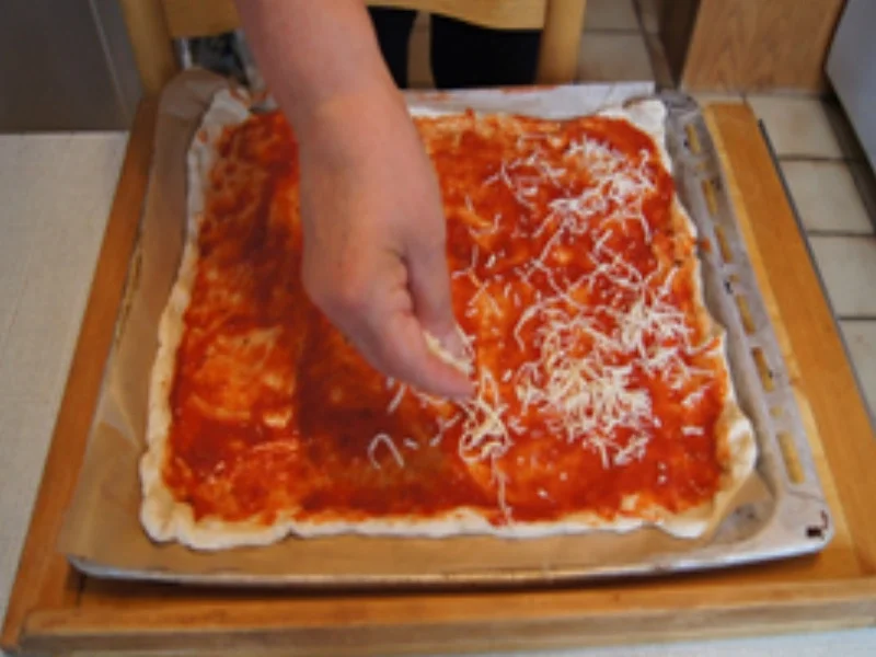 Rezept: Pizza Quattro Stagioni à la Ivanka Bild Nr. 8 Pizza Quattro Stagioni à la Ivanka - Rezept - Bild Nr. 8