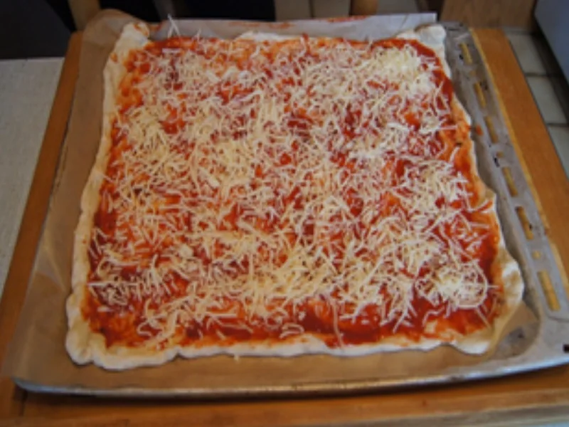 Rezept: Pizza Quattro Stagioni à la Ivanka Bild Nr. 9 Pizza Quattro Stagioni à la Ivanka - Rezept - Bild Nr. 9