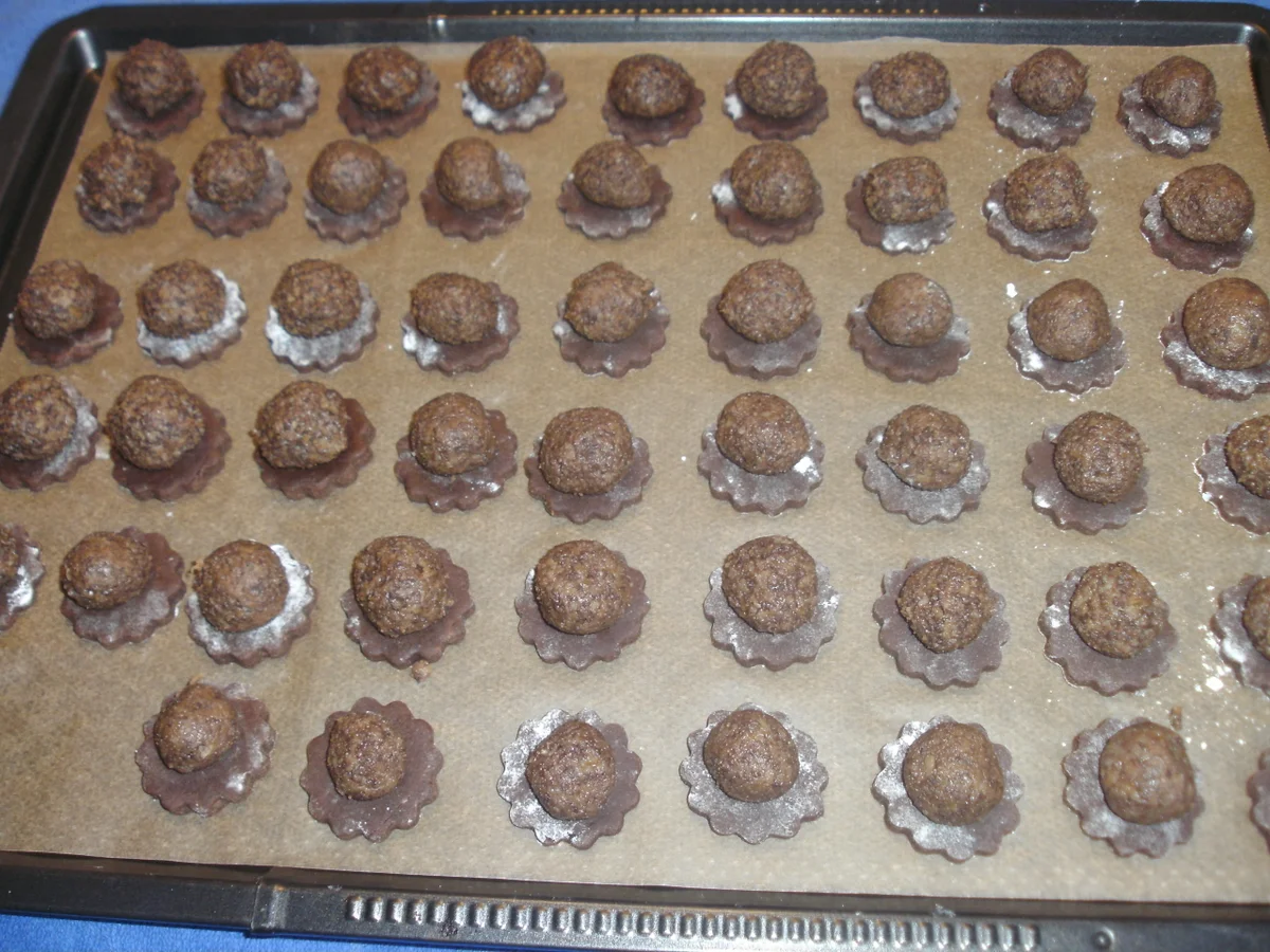 Rezept: Schokoplätzchen Bild Nr. 3 Schokoplätzchen - Rezept - Bild Nr. 3