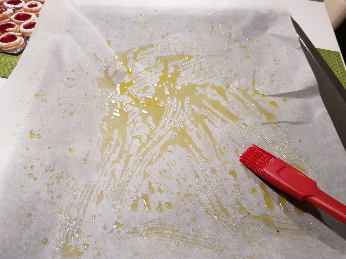 Forelle "en papilotte" aus dem Ofen mit Parmesan-Kartoffelstampf - Rezept - Bild Nr. 12167
