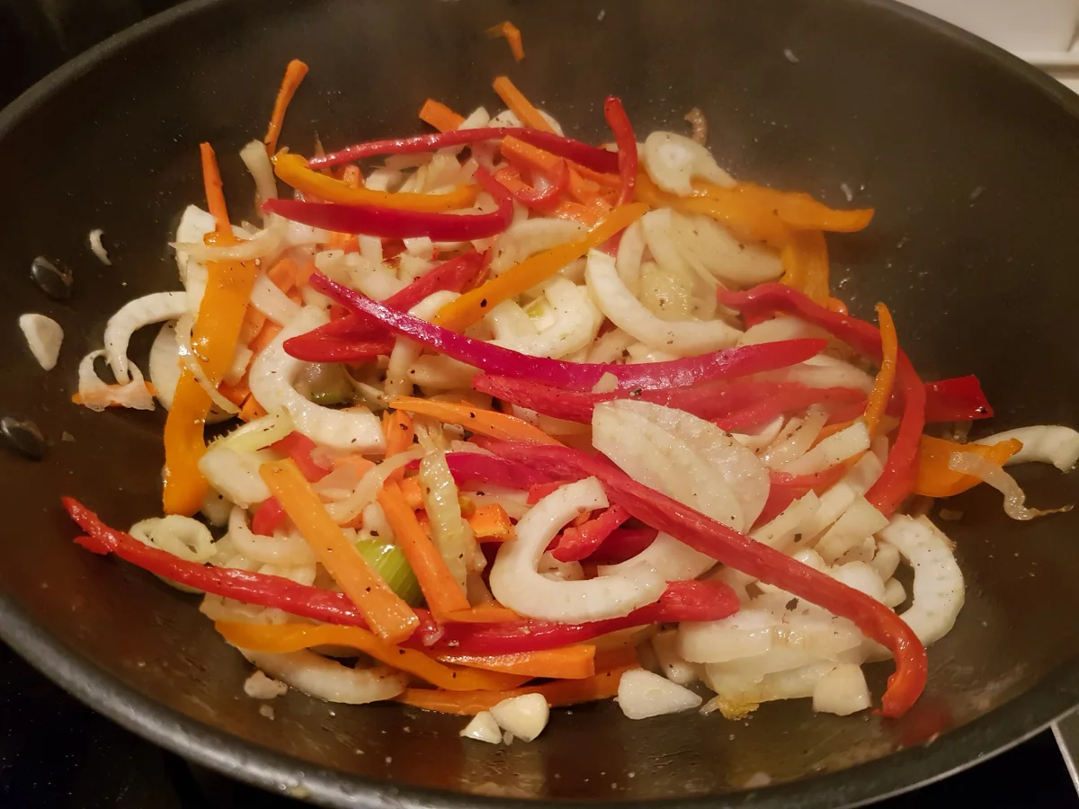 Rezept: Forelle "en papilotte" aus dem Ofen mit Parmesan-Kartoffelstampf Bild Nr. 12168 Forelle "en papilotte" aus dem Ofen mit Parmesan-Kartoffelstampf - Rezept - Bild Nr. 12168