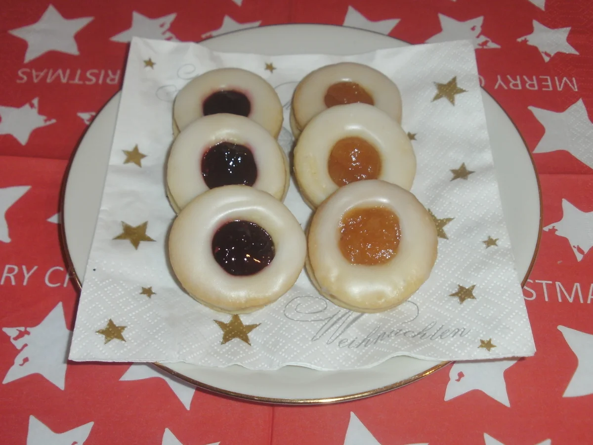 Spitzbuben - Rezept - Bild Nr. 2