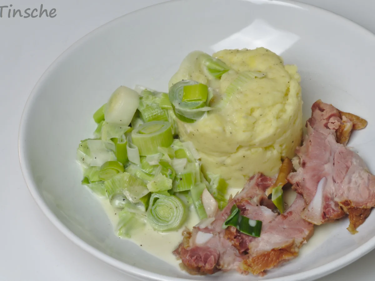 Schälrippchen mit Kartoffelbrei & Lauchgemüse - Rezept - Bild Nr. 6