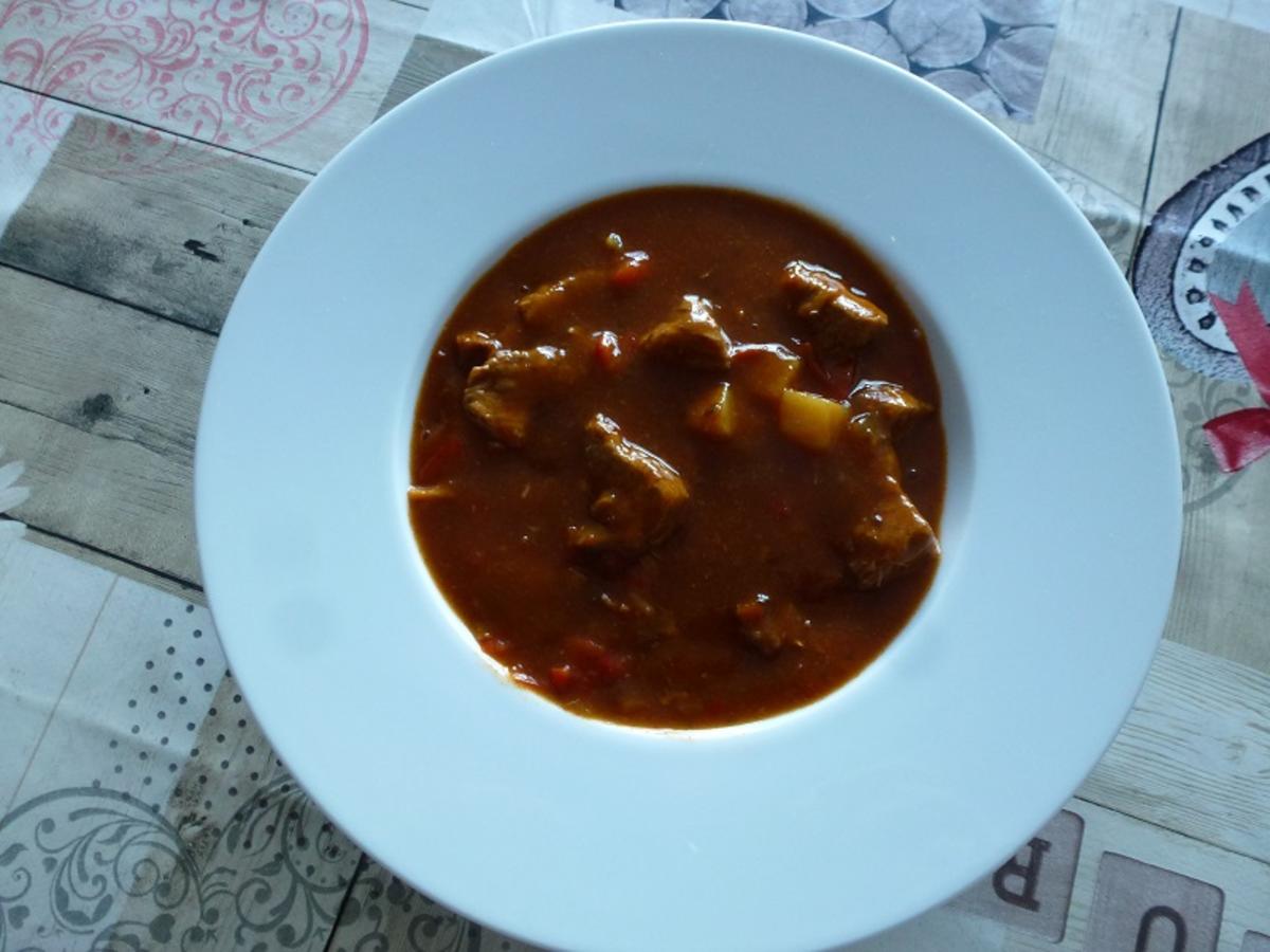 Rindergulaschsuppe Rezept