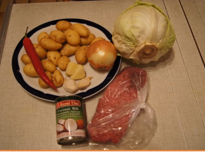 Spitzkohl-Hackfleisch-Pfanne mit Pellkartoffel-Drillingen - Rezept - Bild Nr. 3