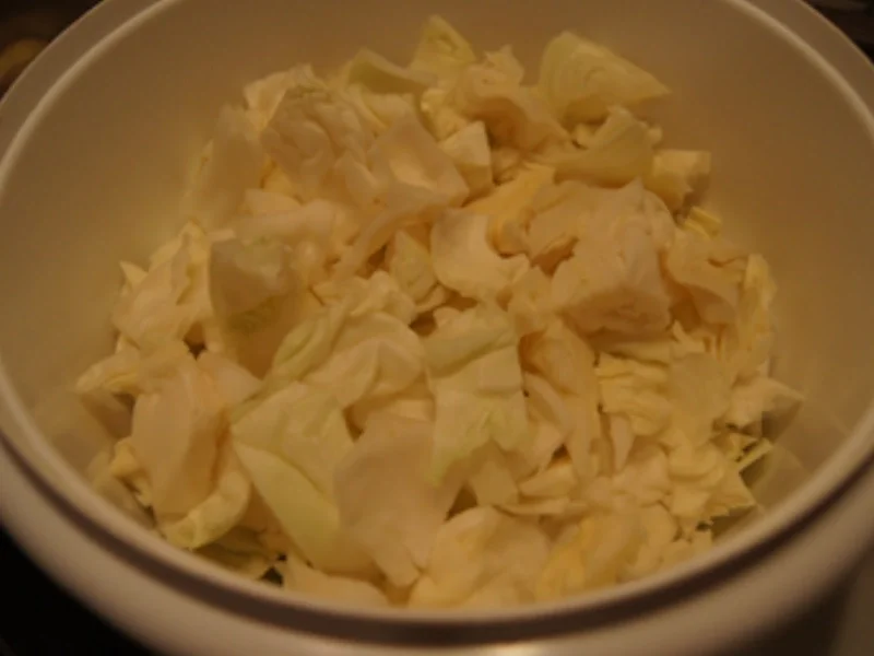 Spitzkohl-Hackfleisch-Pfanne mit Pellkartoffel-Drillingen - Rezept - Bild Nr. 5