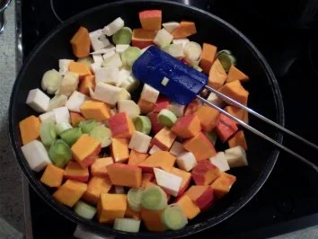 Rezept: Linseneintopf mit Kürbis Bild Nr. 3 Linseneintopf mit Kürbis - Rezept - Bild Nr. 3