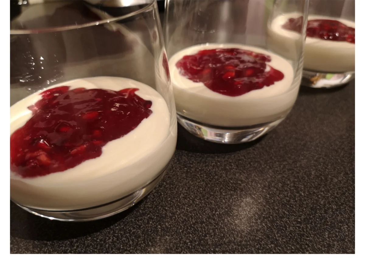 Rezept: BiNe` S JOGHURTMOUSSE MIT GRANATAPFEL Bild Nr. 7 BiNe` S JOGHURTMOUSSE MIT GRANATAPFEL - Rezept - Bild Nr. 7