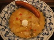 Herzhafter Spitzkohl-Eintopf mit Schinkenkrakauer - Rezept - Bild Nr. 12194