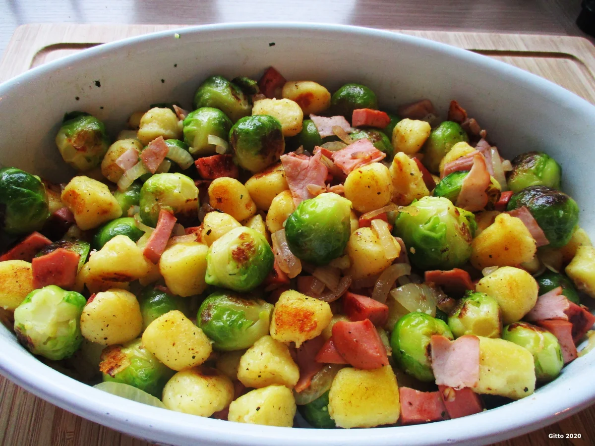 Rosenkohl - Gratin mit Fleischwurst und Gnocchis - Rezept - Bild Nr. 7