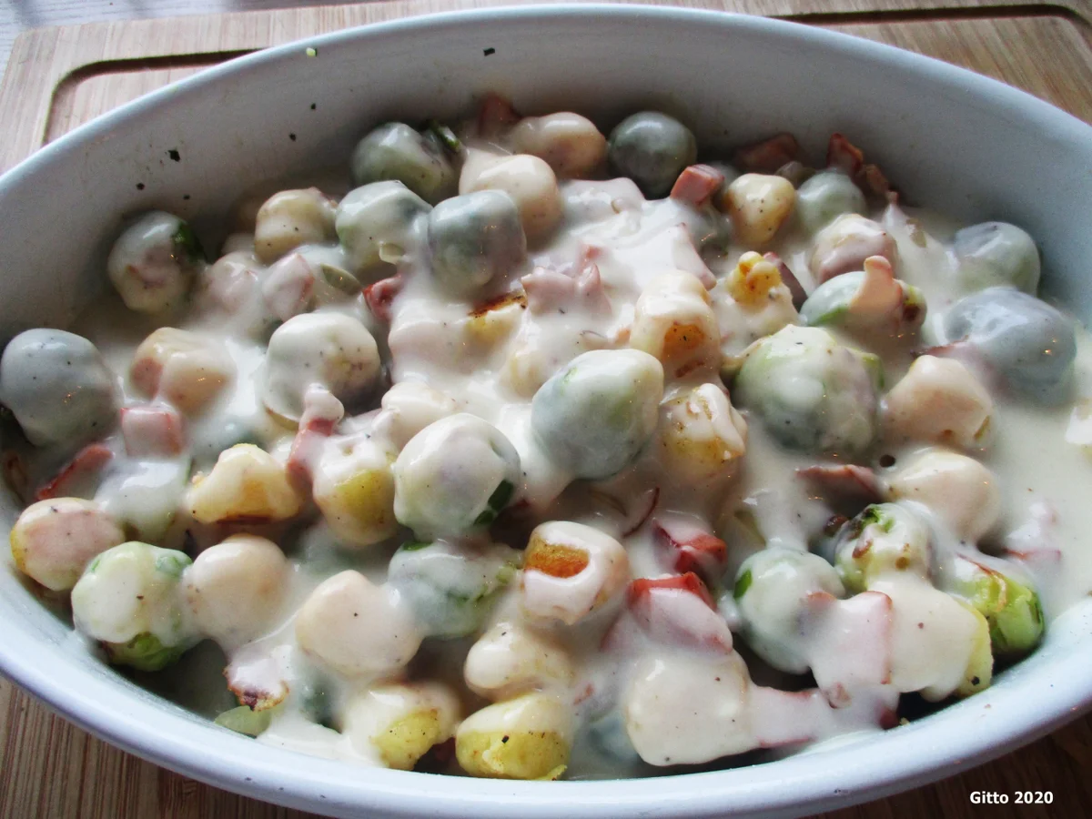 Rosenkohl - Gratin mit Fleischwurst und Gnocchis - Rezept - Bild Nr. 8