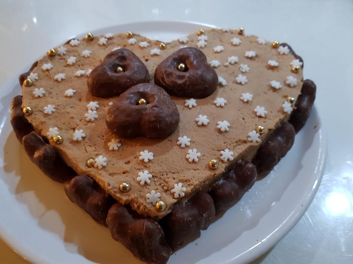 Lebkuchen-Mousse auf Bratapfelmus - Rezept - kochbar.de