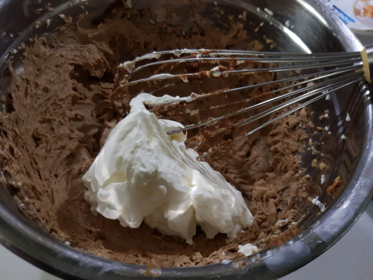 Rezept: Lebkuchen-Mousse auf Bratapfelmus Bild Nr. 9 Lebkuchen-Mousse auf Bratapfelmus - Rezept - Bild Nr. 9