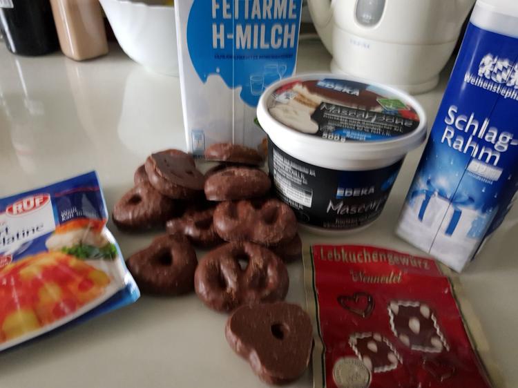 Lebkuchen-Mousse auf Bratapfelmus - Rezept - kochbar.de