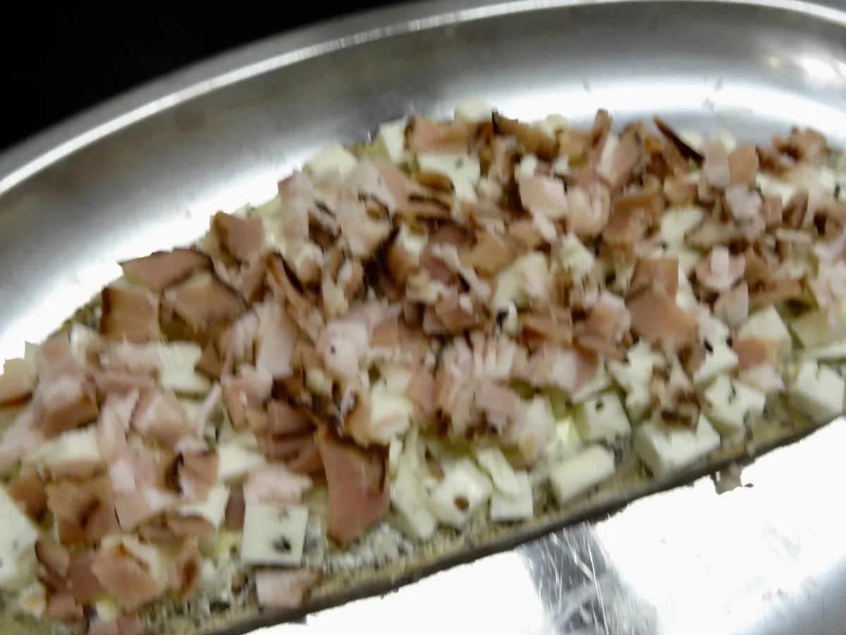 gratiniertes Speck - Käse - Brot - Rezept - Bild Nr. 3