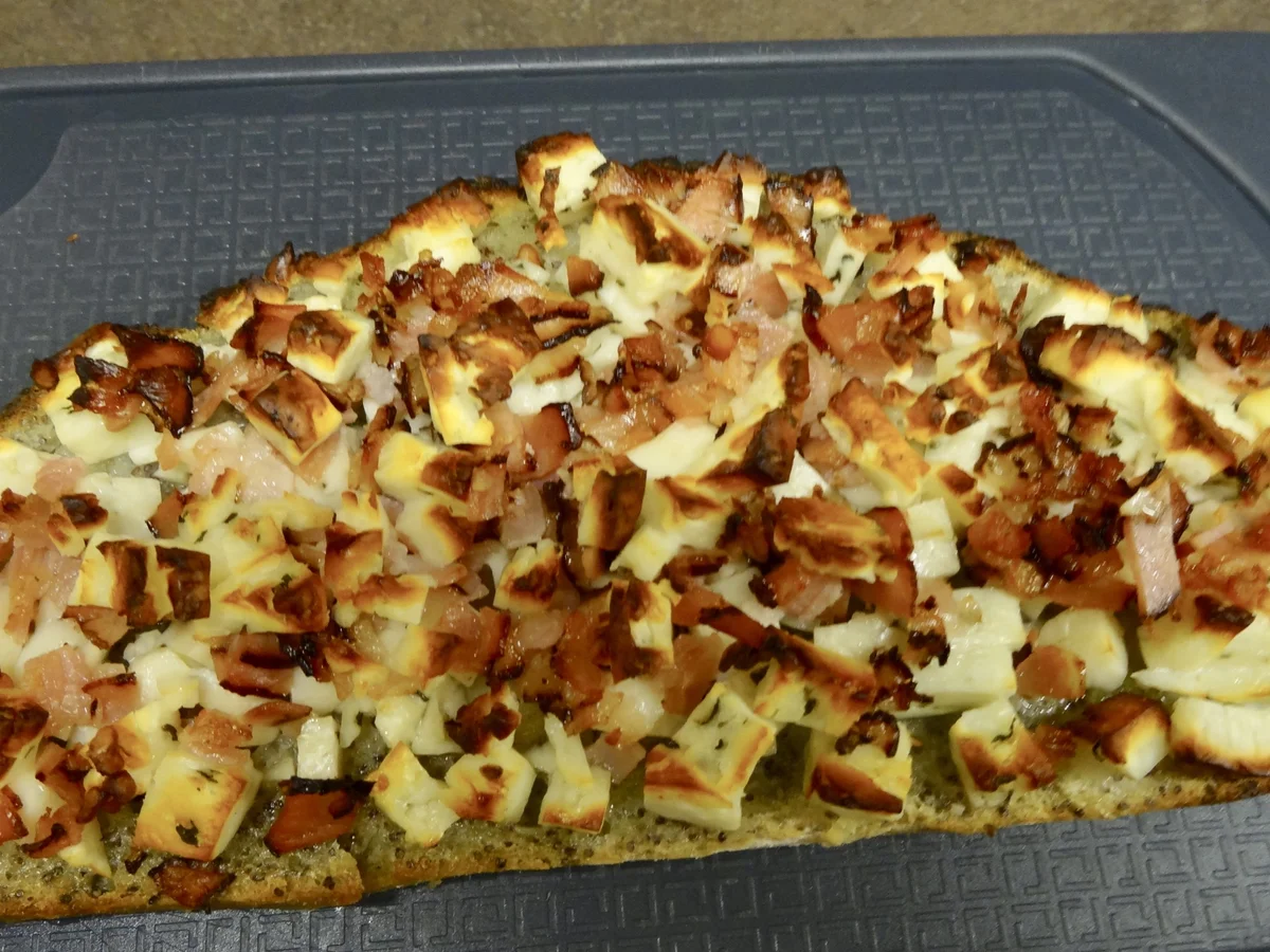 gratiniertes Speck - Käse - Brot - Rezept - Bild Nr. 12217