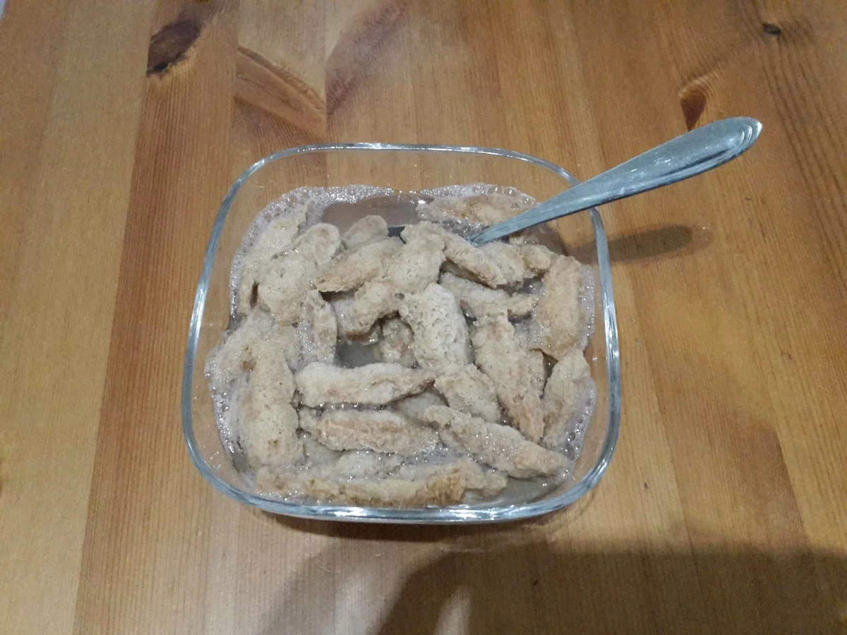 Rezept: Soja-Geschnetzeltes auf Vollkorn-Linguine Bild Nr. 12225 Soja-Geschnetzeltes auf Vollkorn-Linguine - Rezept - Bild Nr. 12225