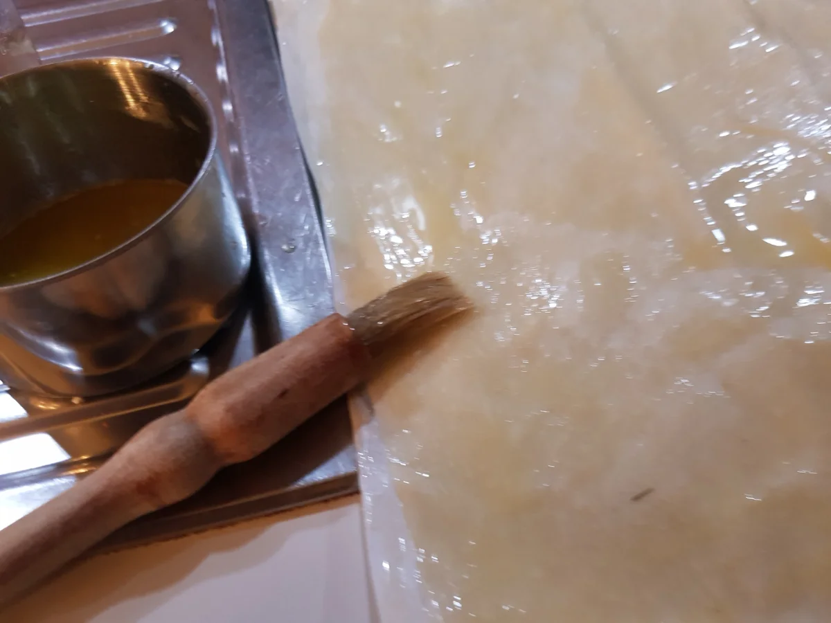 Filo-Tarte mit Hack, Feta und buntem Salat - Rezept - Bild Nr. 12233