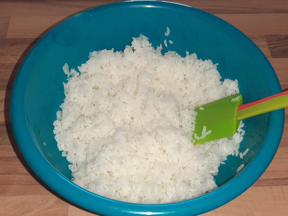 Grundrezept für Sushi-Reis - Rezept mit Bild - kochbar.de