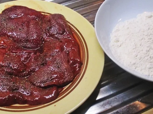 Rezept: Kalbsleber mit Zwiebeln Bild Nr. 4 Kalbsleber mit Zwiebeln - Rezept - Bild Nr. 4