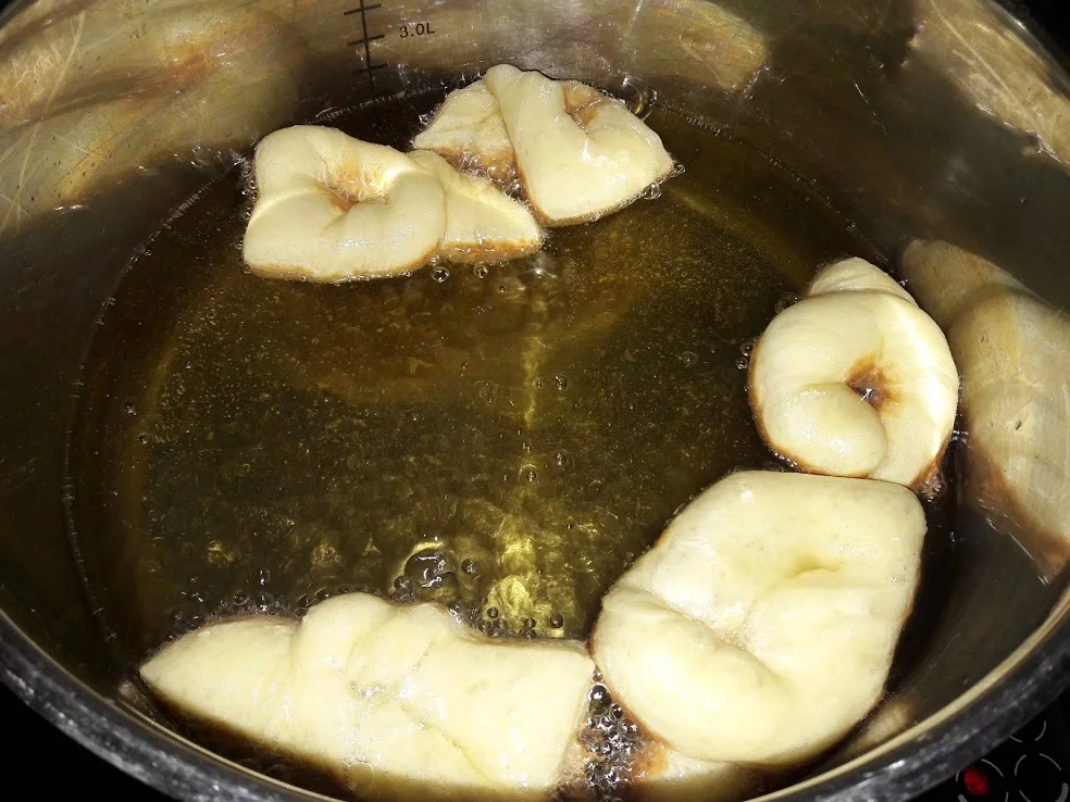 Rezept: Kräppelchen Bild Nr. 10 Kräppelchen - Rezept - Bild Nr. 10