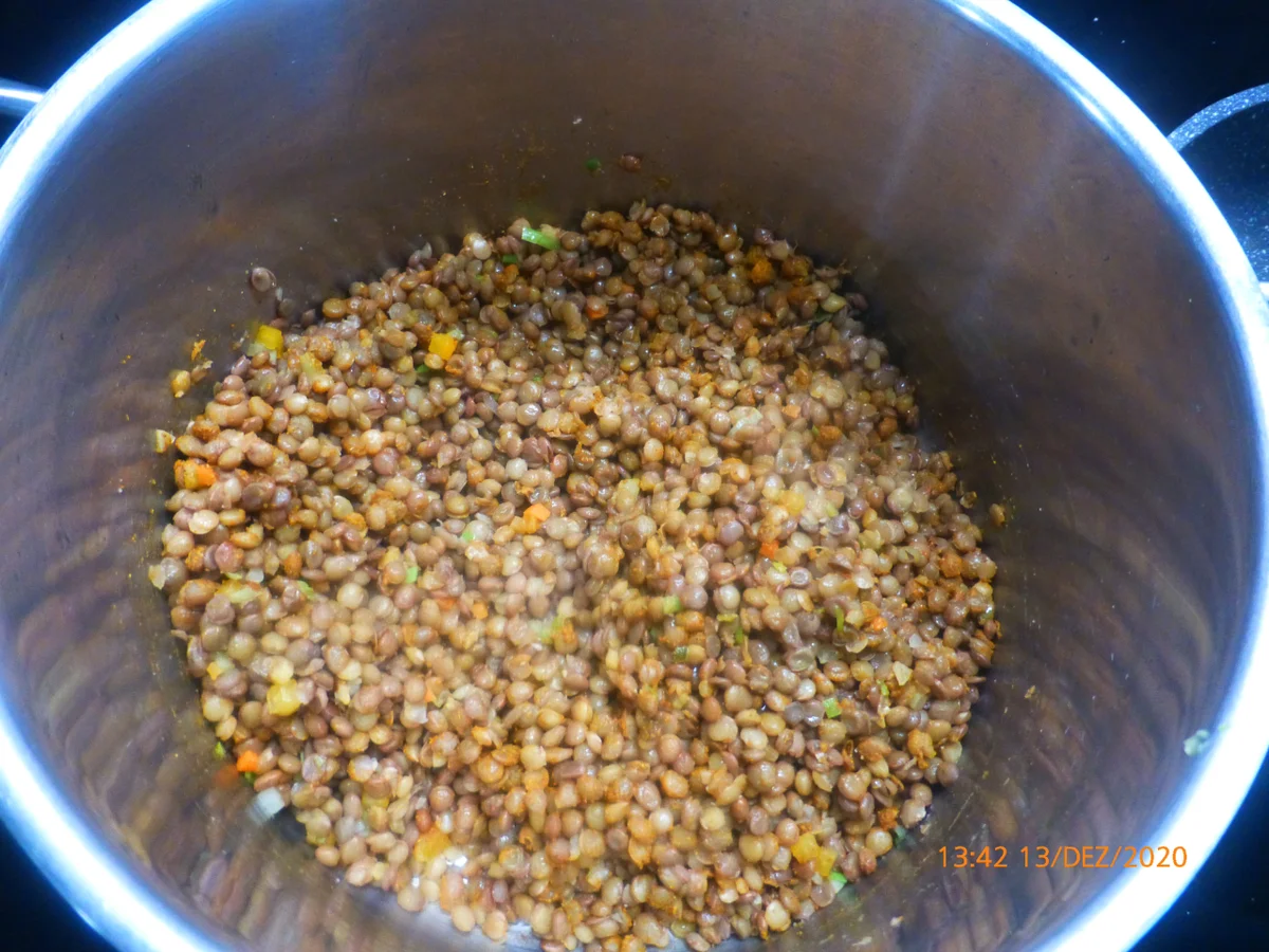 Rezept: Zanderfilet mit Linsen-Ingwer-Curry Bild Nr. 3 Zanderfilet mit Linsen-Ingwer-Curry - Rezept - Bild Nr. 3