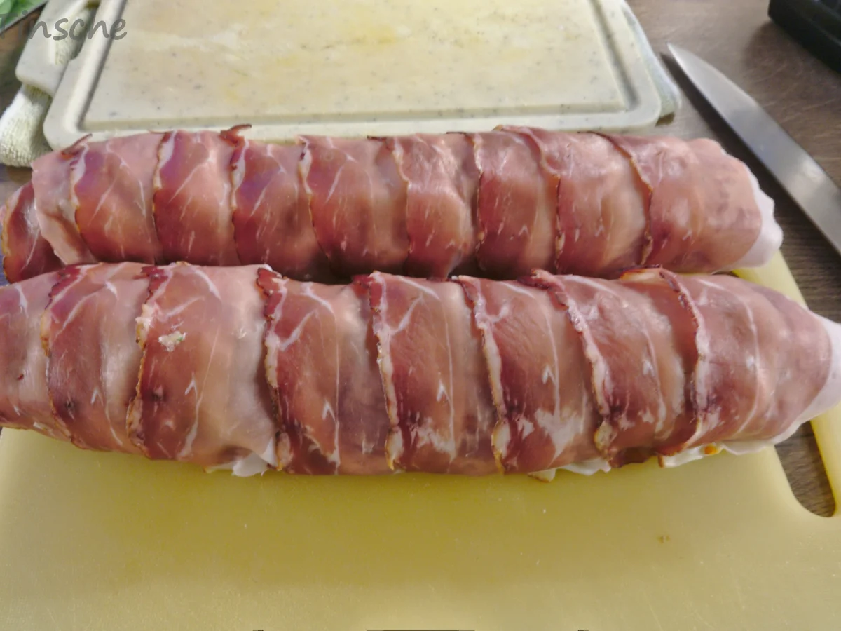 Schweinefilet gefüllt mit Pfifferlingsbrät im Schinkenspeckmantel - Rezept - Bild Nr. 7