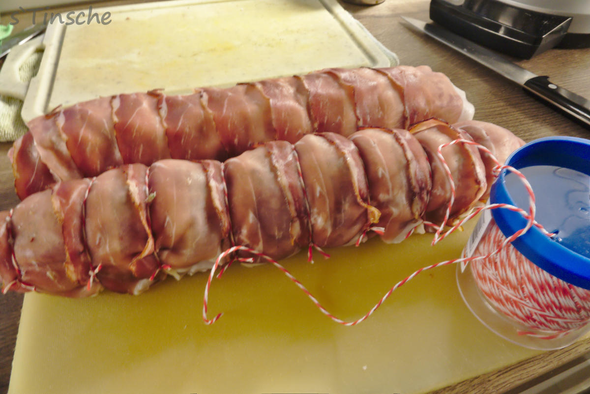 Schweinefilet gefüllt mit Pfifferlingsbrät im Schinkenspeckmantel - Rezept - Bild Nr. 8