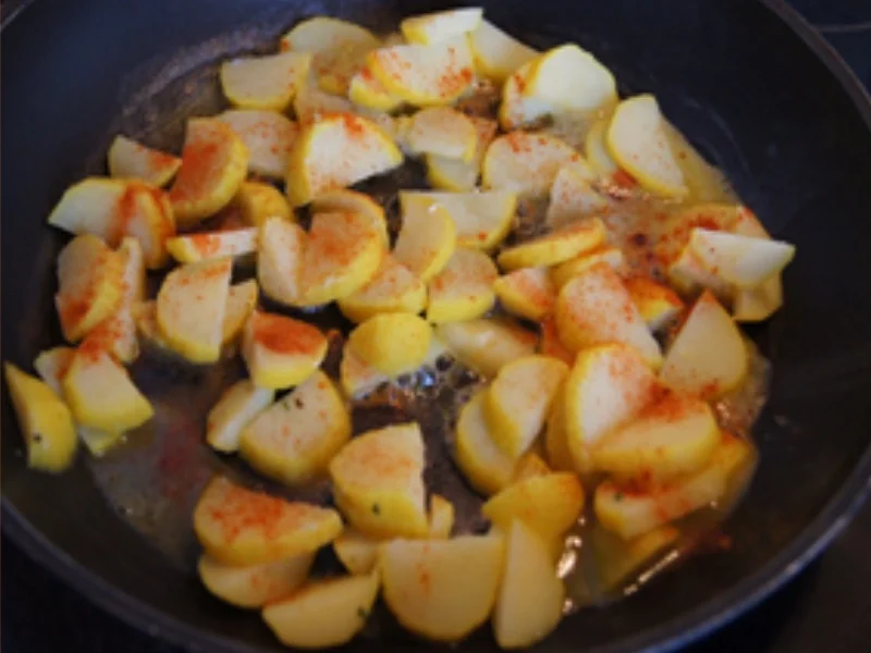 Rezept: Würzige Kassler Tellersülze mit herzhaften Bratkartoffeln und Remoulade Bild Nr. 12 Würzige Kassler Tellersülze mit herzhaften Bratkartoffeln und Remoulade - Rezept - Bild Nr. 12