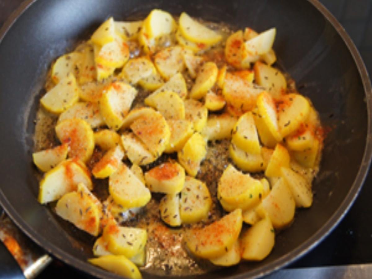 Würzige Kassler Tellersülze mit herzhaften Bratkartoffeln und Remoulade - Rezept - Bild Nr. 13