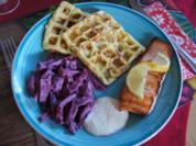 Lachsfilet mit Rote-Bete-Salat und Kartoffelwaffeln - Rezept - Bild Nr. 2