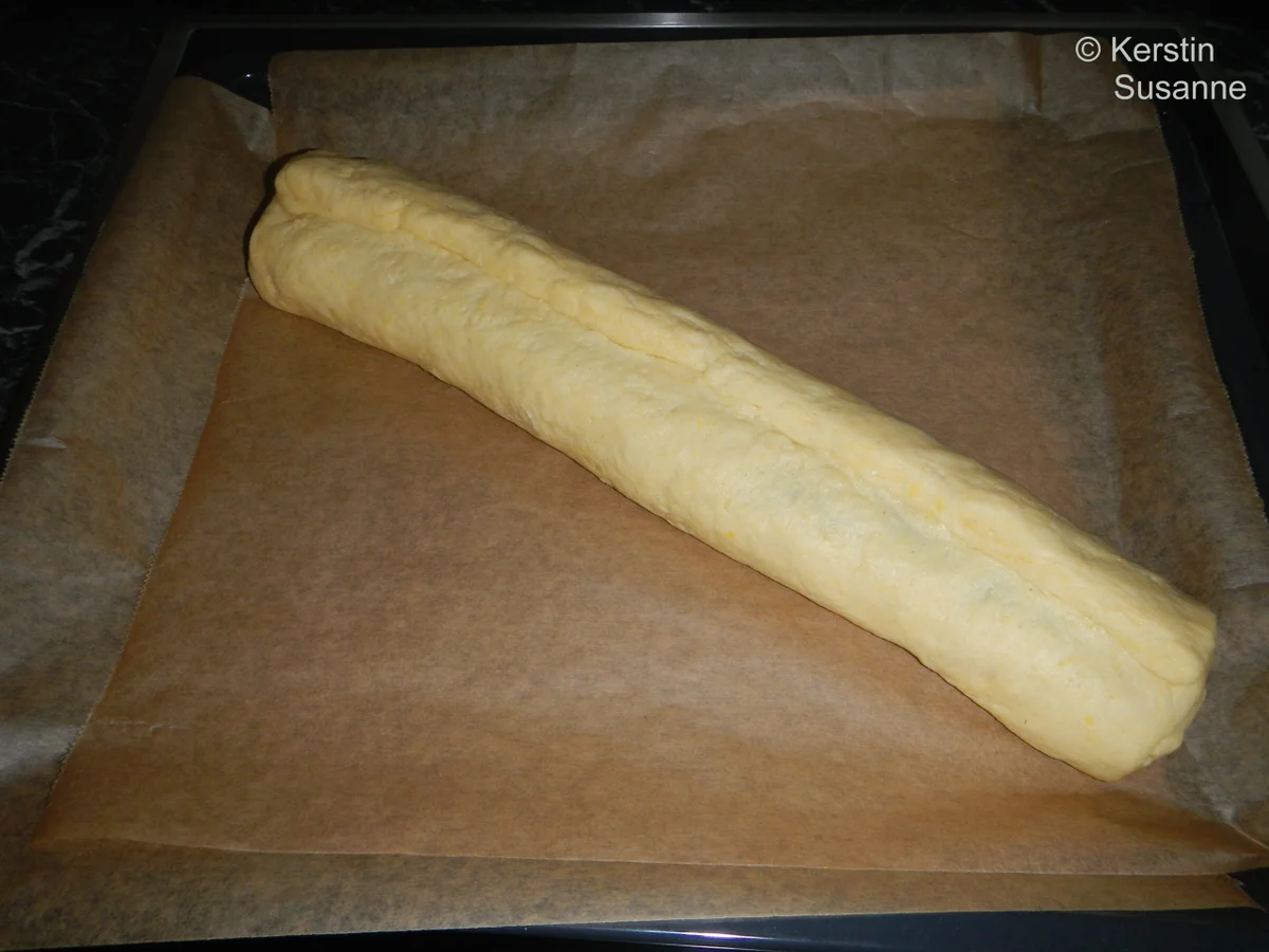 Rezept: Mohn-Stollen Bild Nr. 9 Mohn-Stollen - Rezept - Bild Nr. 9